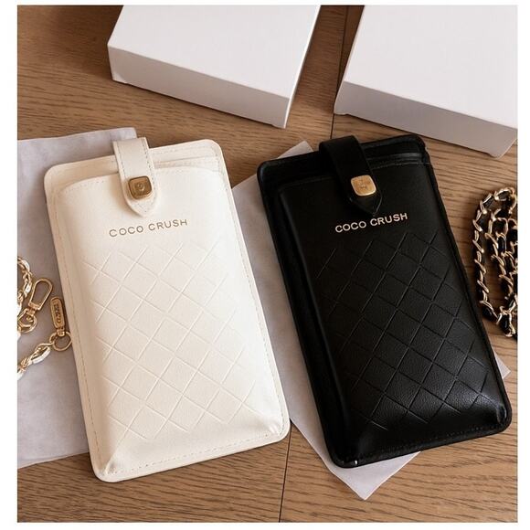 CHANEL Accessories - 814. Chic Coco Crush Phone Holder